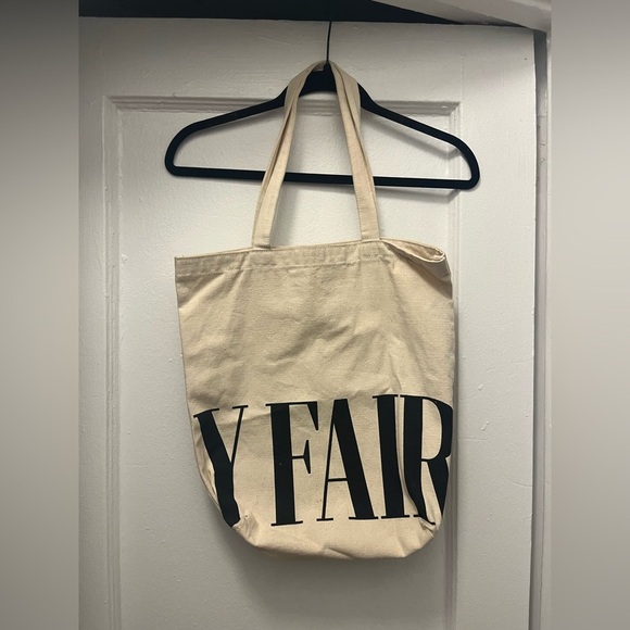 Canvas Vanity Fair Tote - Picture 3 of 4